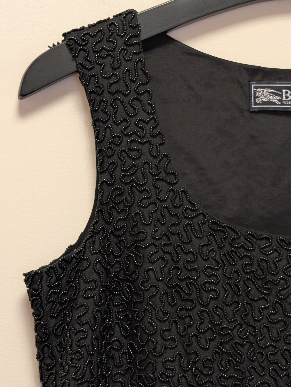 Vintage Burberrys' Black Silk Beaded Evening Shell Top Sleeveless 4P Luxury - Picture 2 of 15